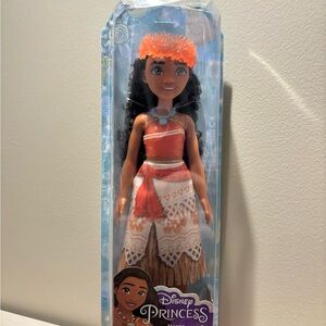 Disney Moana Doll in Orange and White Outfit
